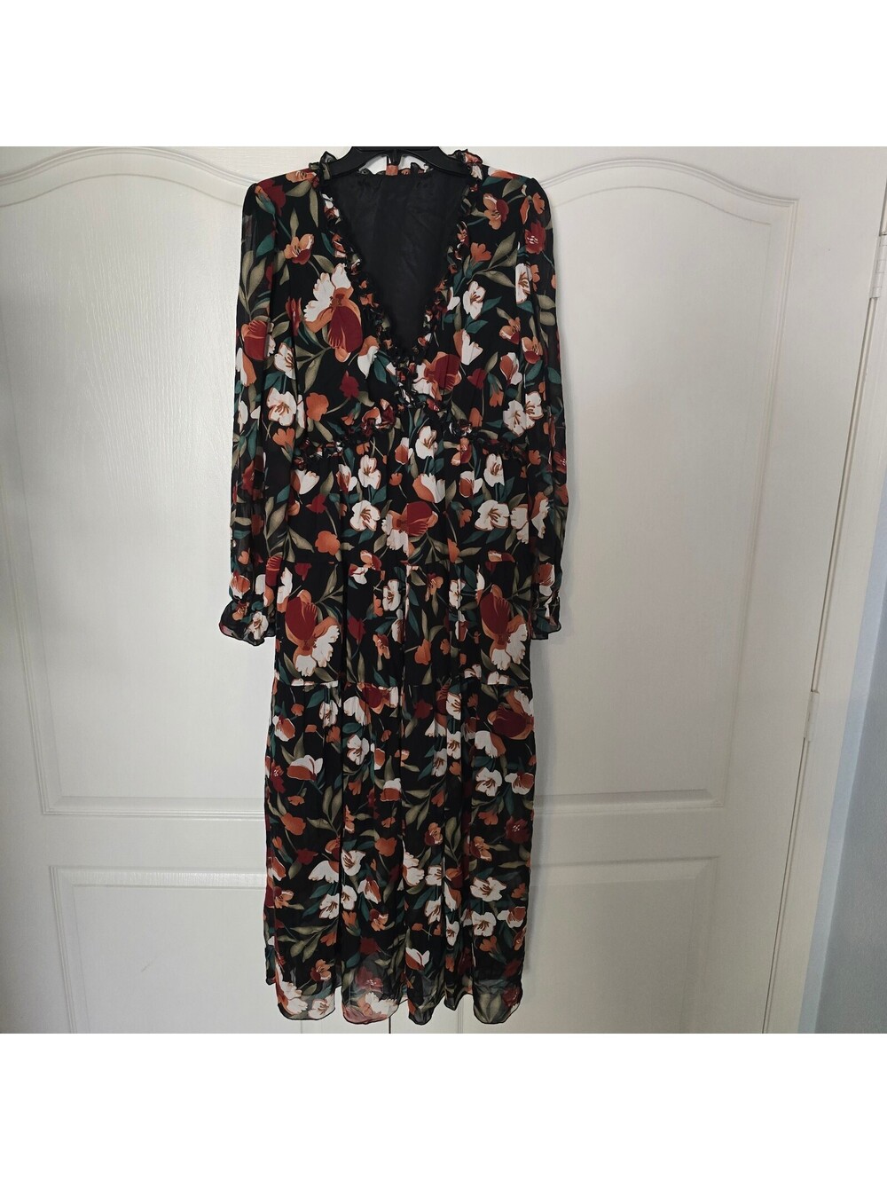 Black floral long sleeve midi dress in XL serving moody garden party